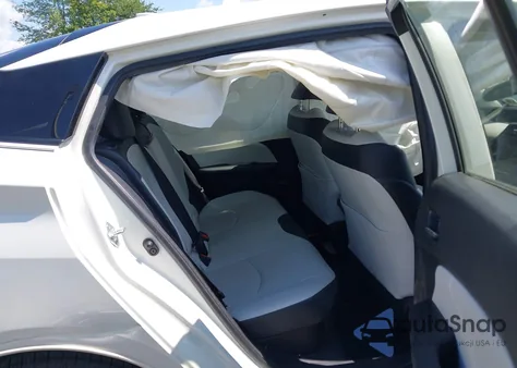 2019 Toyota Prius Xle из США, поврежденный, VIN JTDL9RFUXK3005970